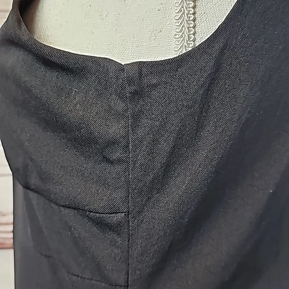 NEW i.e. PETITE BLACK LINED SLEEVELESS CICKTAIL DRESS - Picture 10 of 13
